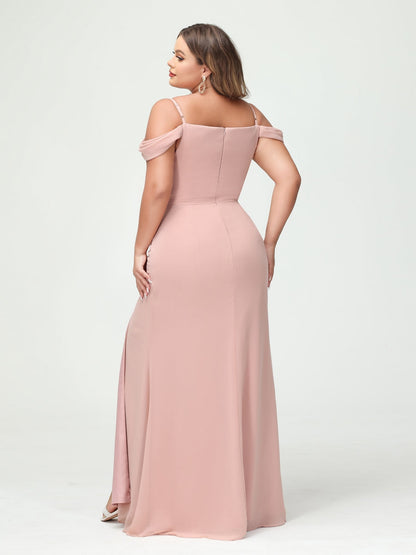 Bainha/Coluna Alças Finas Fora do Ombro Chiffon Split Lado Plus Size Vestidos de Dama de Honra